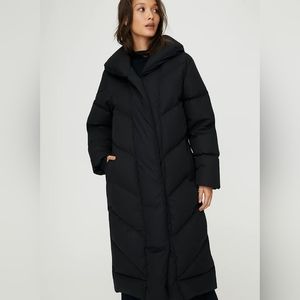 Aritzia Wilfred Duvet Coat, size S